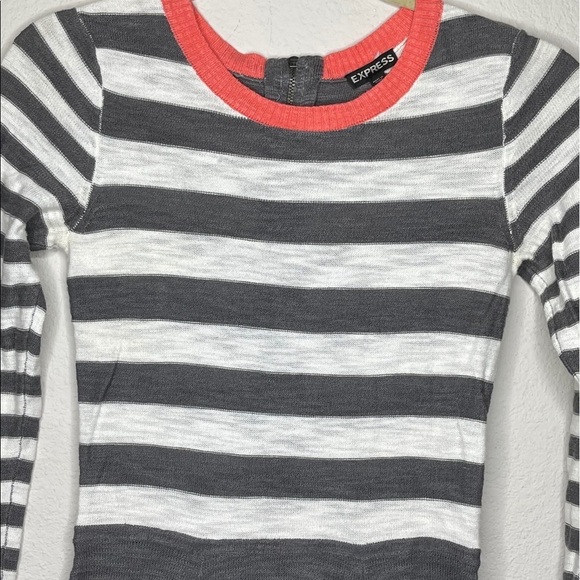 Express Sweater‎ Dress - Picture 9 of 10